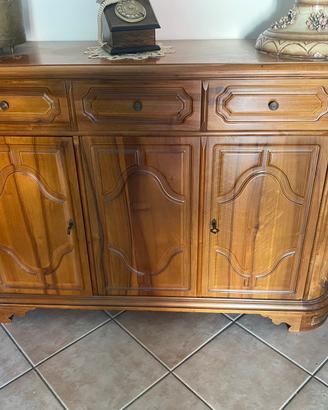 Madia in legno .
