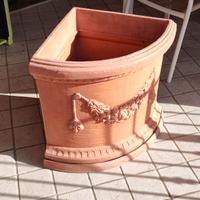 Grande vaso angolare