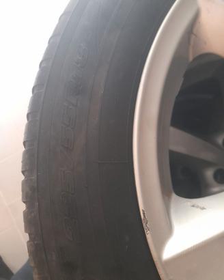 4 pneumatici completi di cerchi TOYO 4 STAGIONI