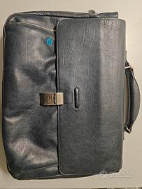 Borsa Piquadro blu completa di tracolla