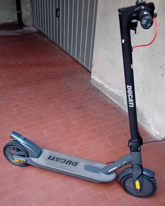 Monopattino DUCATI Pro-I