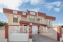 villa-di-301-m²-con-piu-di-5-locali-e-box-auto-a-c