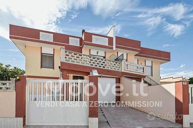Villa di 301 m² con più di 5 locali e box auto a C