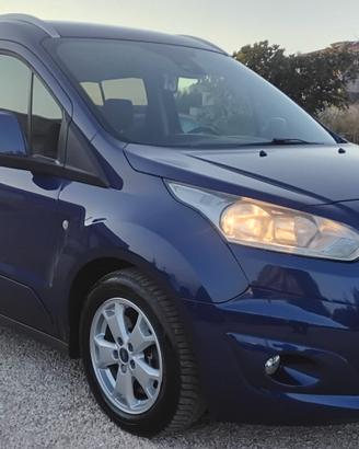Ford Tourneo Connect 1.5 TDCi 120 CV Titanium