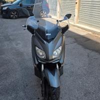 Yamaha X-Max 250 - 2013