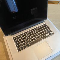MacBook Pro retina 15" i7, 8gb - 256gb ssd