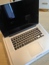 MacBook Pro retina 15" i7, 8gb - 256gb ssd