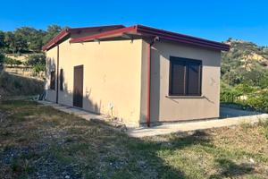 Villetta unifamiliare con terreno Luzzi