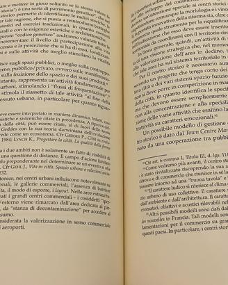 Libro giurisprudenza o studi giuridici.