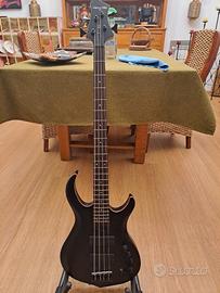 Basso elettrico Marcus Miller made in Indonesia