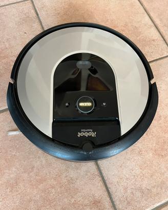 Roomba i7+