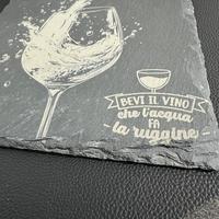 tavoletta ardesia 20x20cm con incisione tema vino