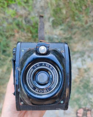 macchina fotografica anni 30 verticale 