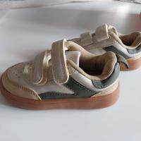 Scarpine n. 22 bimbo in pelle
