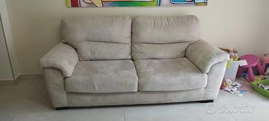 Divano 3 posti Poltrone e Sofà