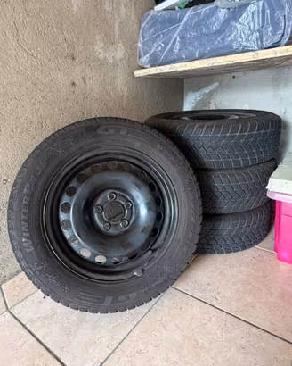 4 gomme invernali GT Radial WinterPro2 185/65 R15