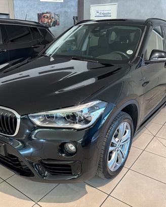 BMW X1 sdrive18d Sport auto my18 Led Navi Cam 18"