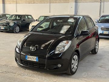 Toyota Yaris 1.3 5 porte Unico proprietario