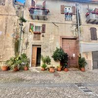 Intero Stabile B&B nel cuore di Bosa Città 180 mq