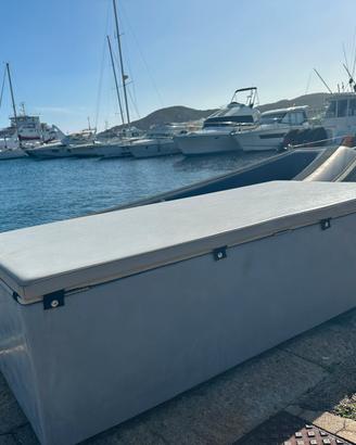 Panca con serbatoio e autoclave