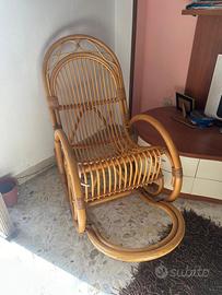 Sedia in vimini  a dondolo 1960