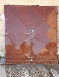 Portone in ferro