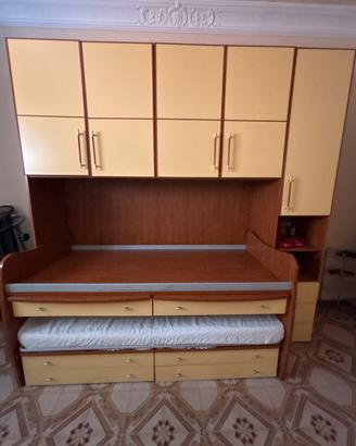 Cameretta a ponte con letto estraibile