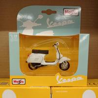 Vespa Piaggio PK125 Automatica 1984 Maisto 