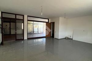 NEGOZIO A SAN PAOLO D'ARGON