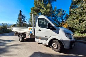 Autocarro ribaltabile trilaterale Hyundai