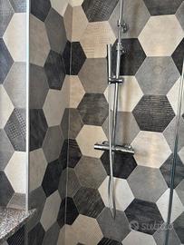 Piastrelle in gres porcellanato smaltato