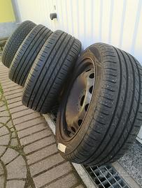4 Cerchi e Gomme Nokian 185/55 R15 Fiat 500