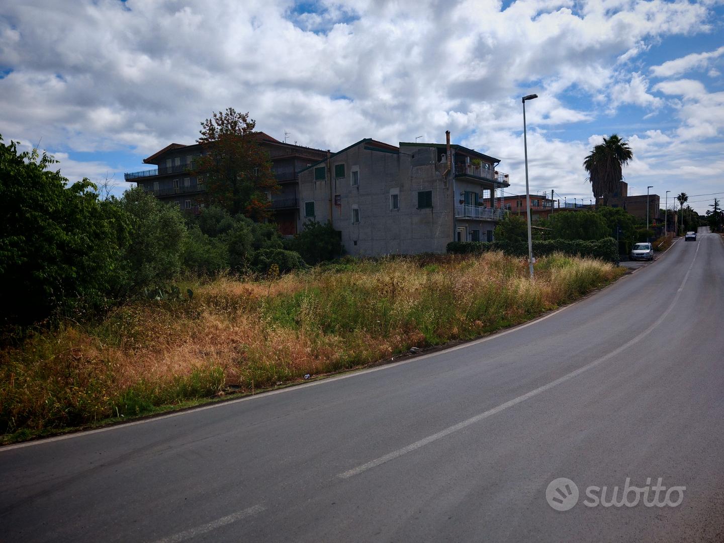 Terreno con fabbricato rurale - Vista 2