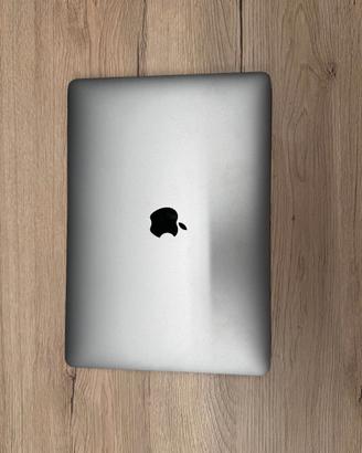 Apple MacBook Pro M1