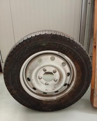 5 gomme Continental Vanco 225/65 R16C+cerchi ferro