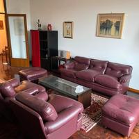 Divano + 2 poltrone + 2 pouf Frau