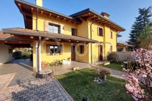 Bifamiliare / stabile intero - Campoformido