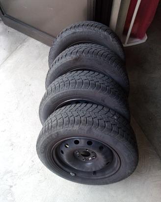 Pneumatici+cerchi  invernali 185/65 r 14 Kormoran