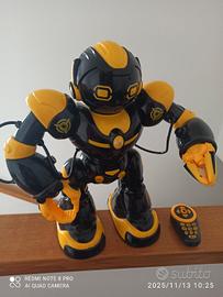 Robot telecomandato