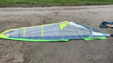 vele da windsurf 
