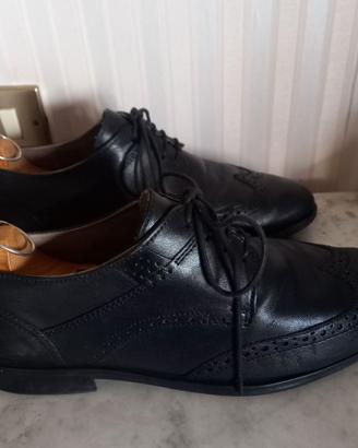 Scarpe eleganti da uomo nere in vera pelle