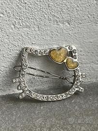 Fermaglio Hello Kitty con strass e cuori