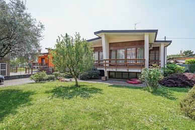 Villa singola Calusco d'Adda [279-CALUSCOVRG]