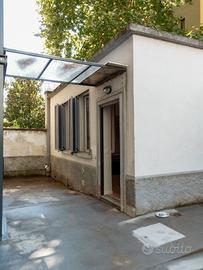 Bilocale indipendente v. le Certosa