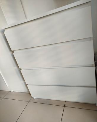 cassettiera Malm ikea 