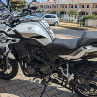 Benelli trk 502X