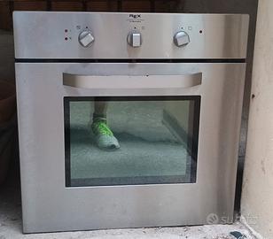 Forno statico elettrico e  a gas elettrolux