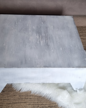 Tavolino 60x60 shabby