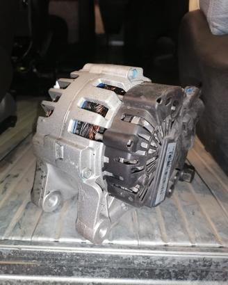 Alternatore PEUGEOT 207 1.4 benzina del 2006