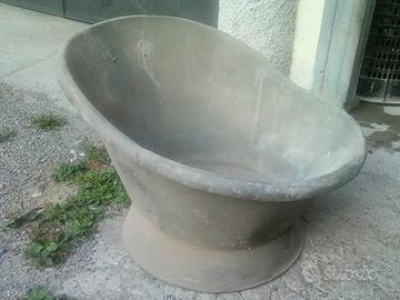 Vasca da bagno in metallo